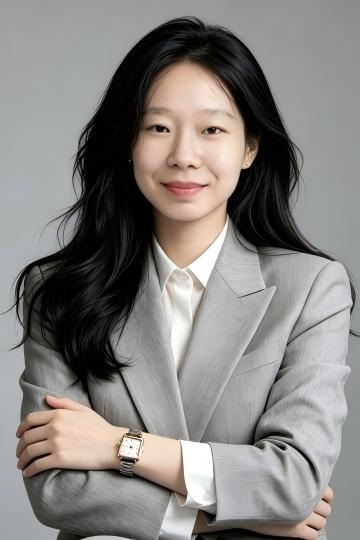 王欣老师照片