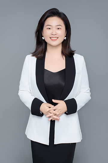 罗秋莹老师照片